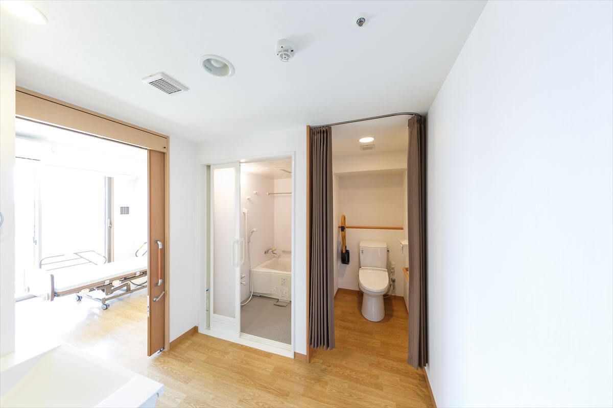 清潔な居室と浴室