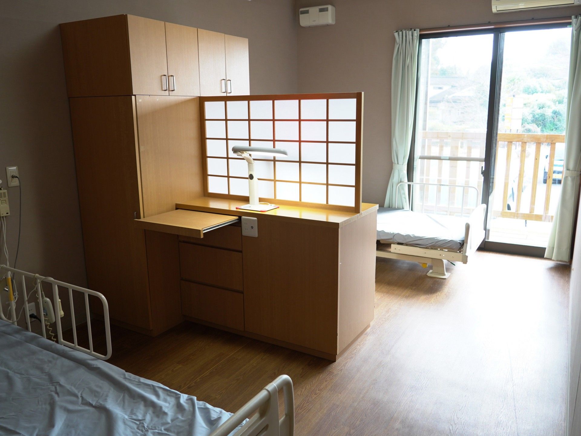 落ち着いた個室の様子