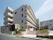 ４階建ての介護施設の外観