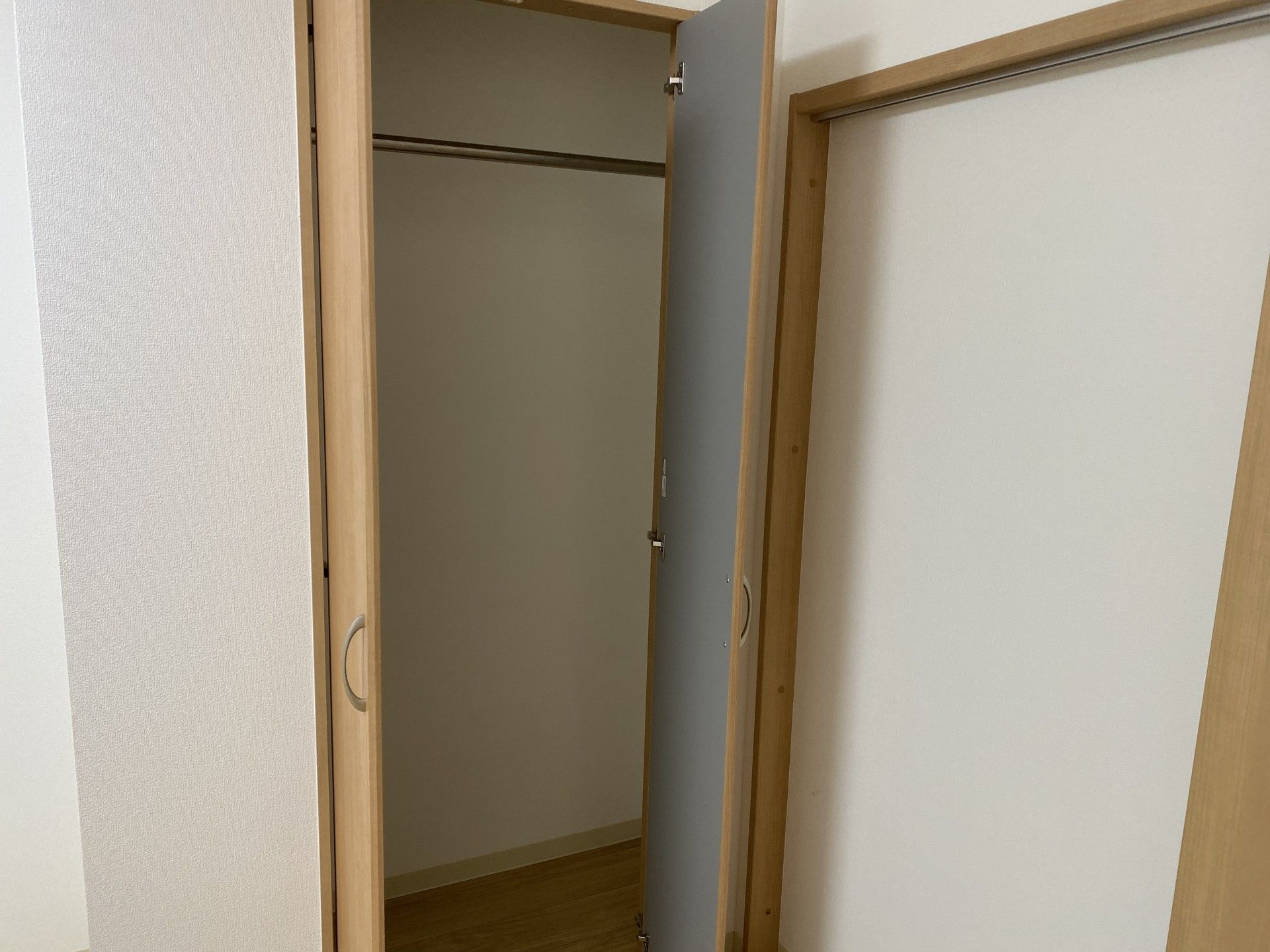 ゆったりとした開口部