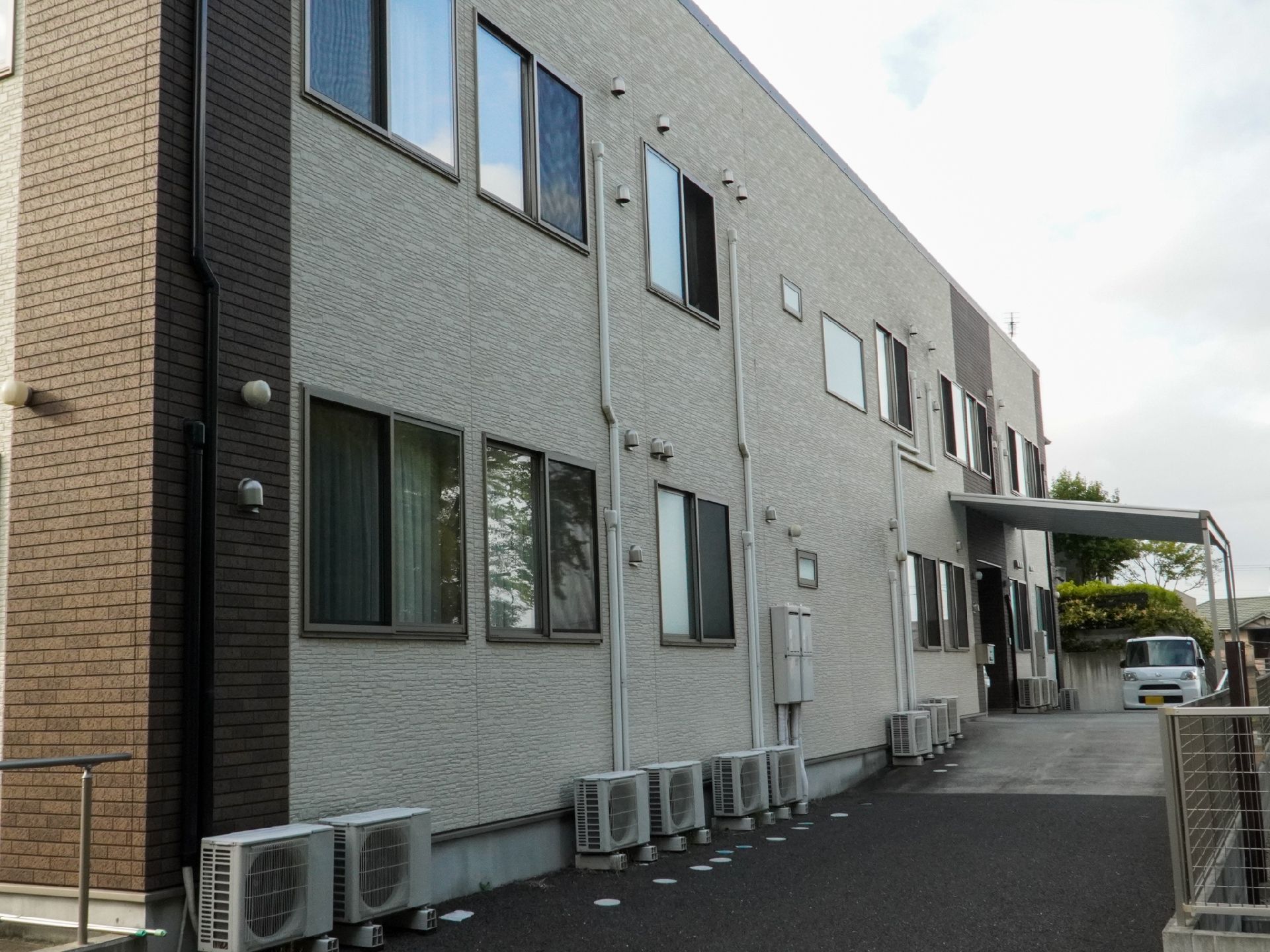 ２階建ての施設