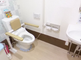 介護施設の清潔なトイレ空間