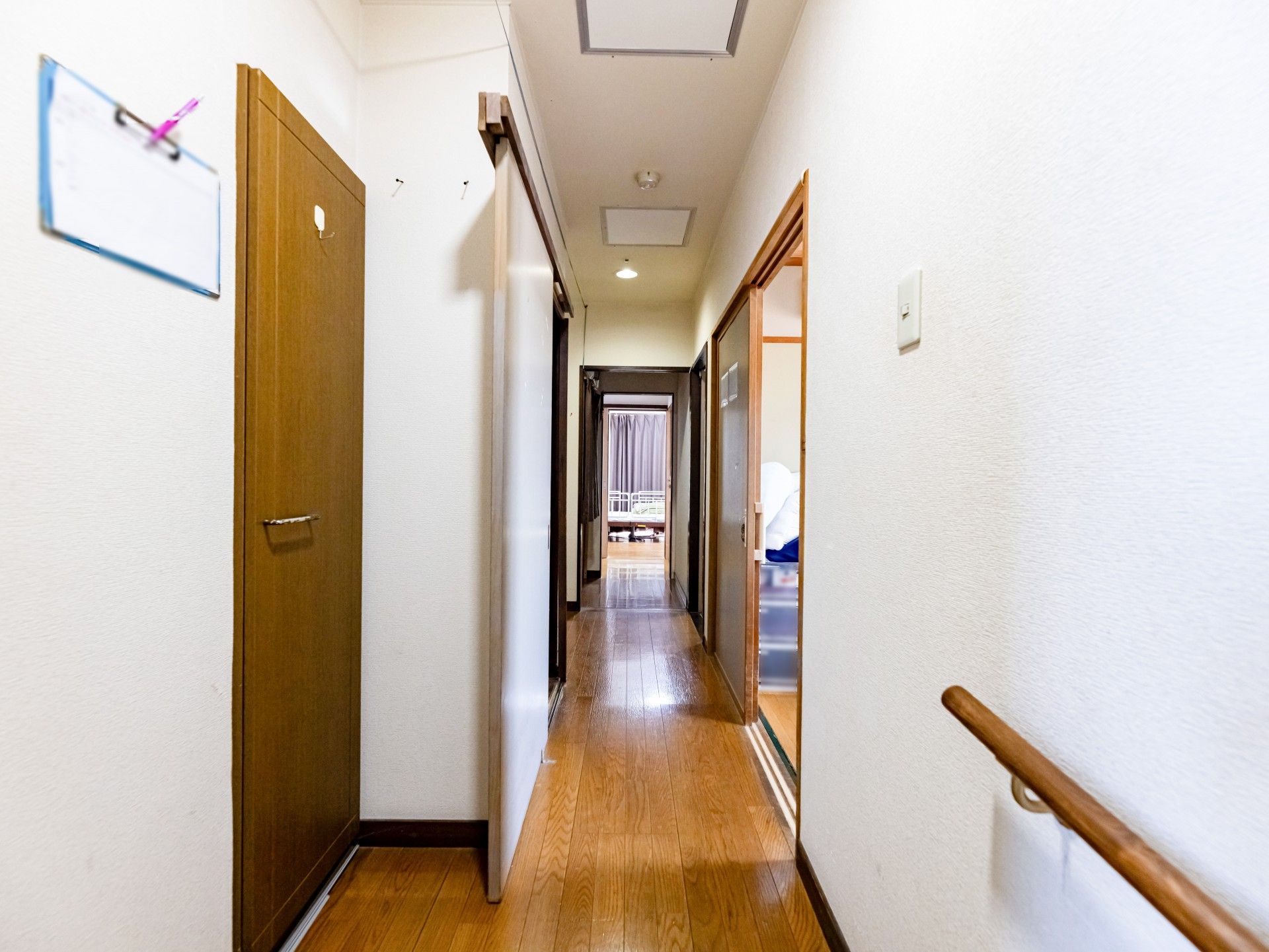 居室に面した廊下