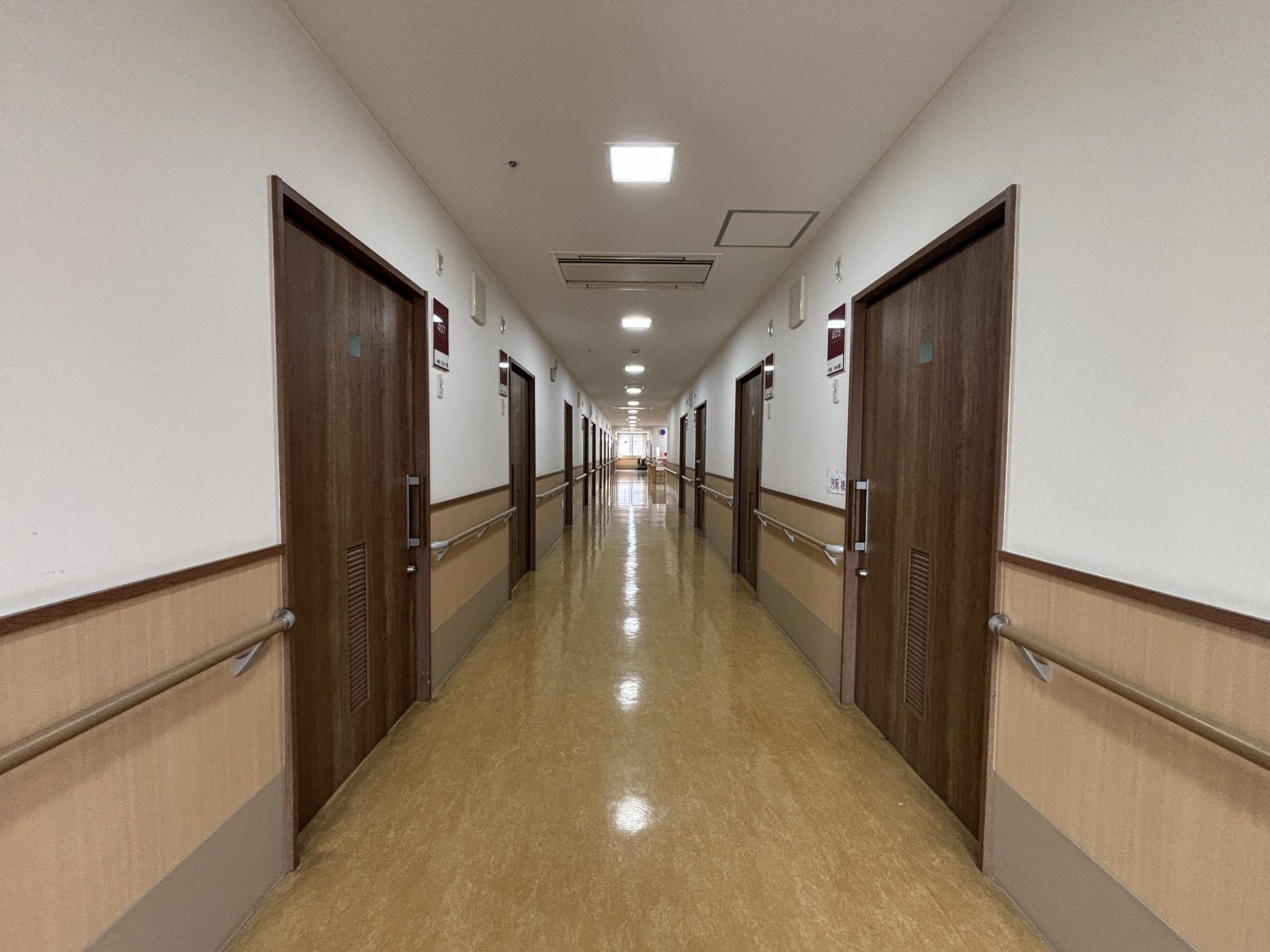 長い廊下