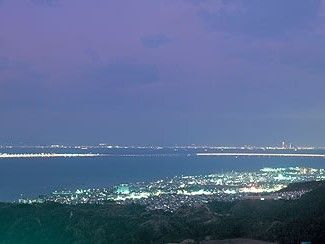 四季折々の美しさや自然の移ろいを感じながらお過ごしください。