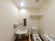 バリアフリー設計のトイレ空間