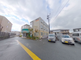 都市型施設前の通り
