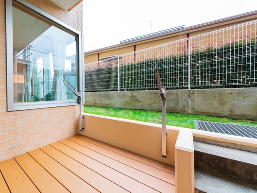 Aタイプ居室（42㎡、45㎡）バルコニー