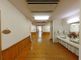 広々とした廊下