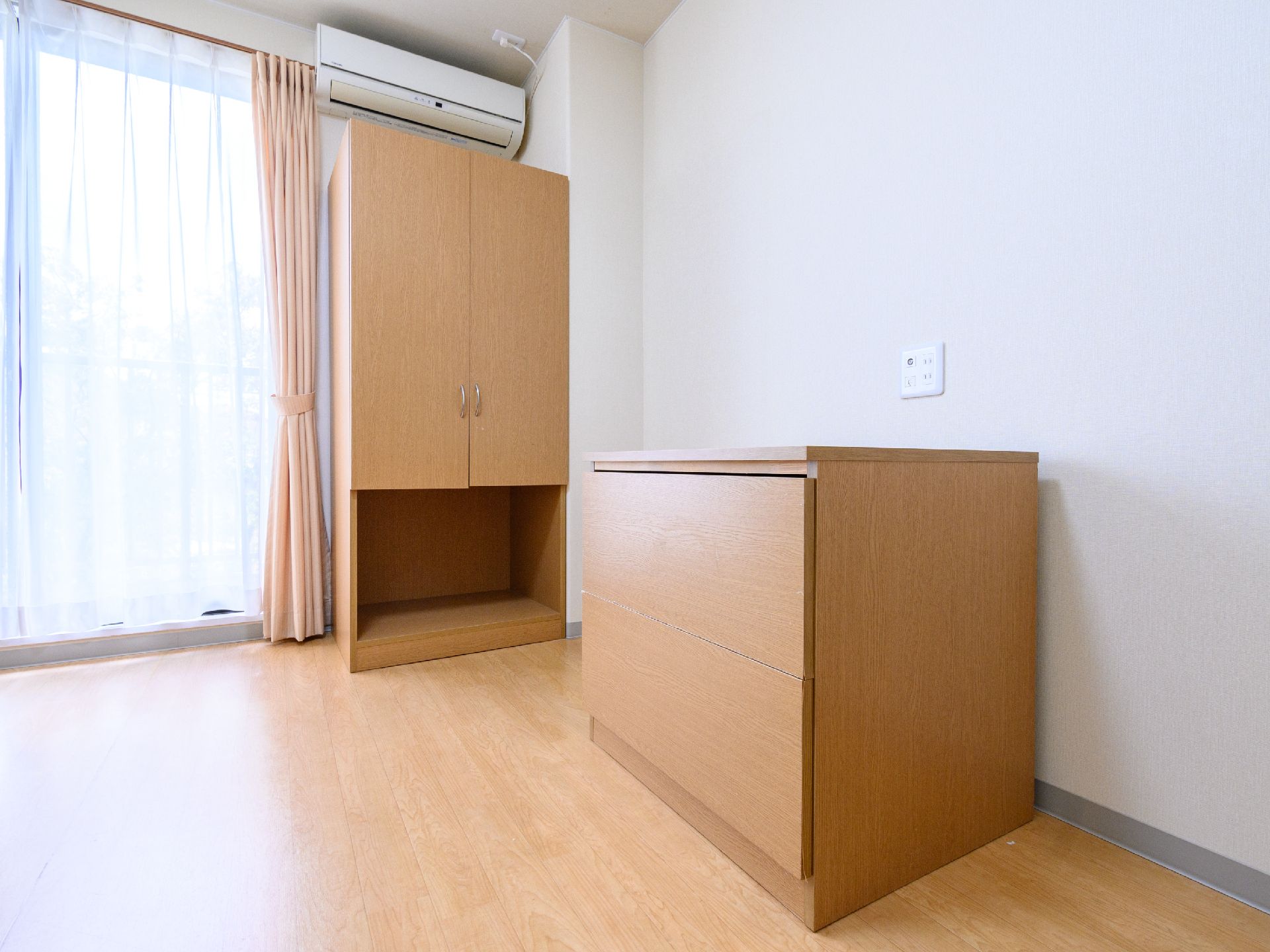 自由に保管できるクローゼットや収納棚
