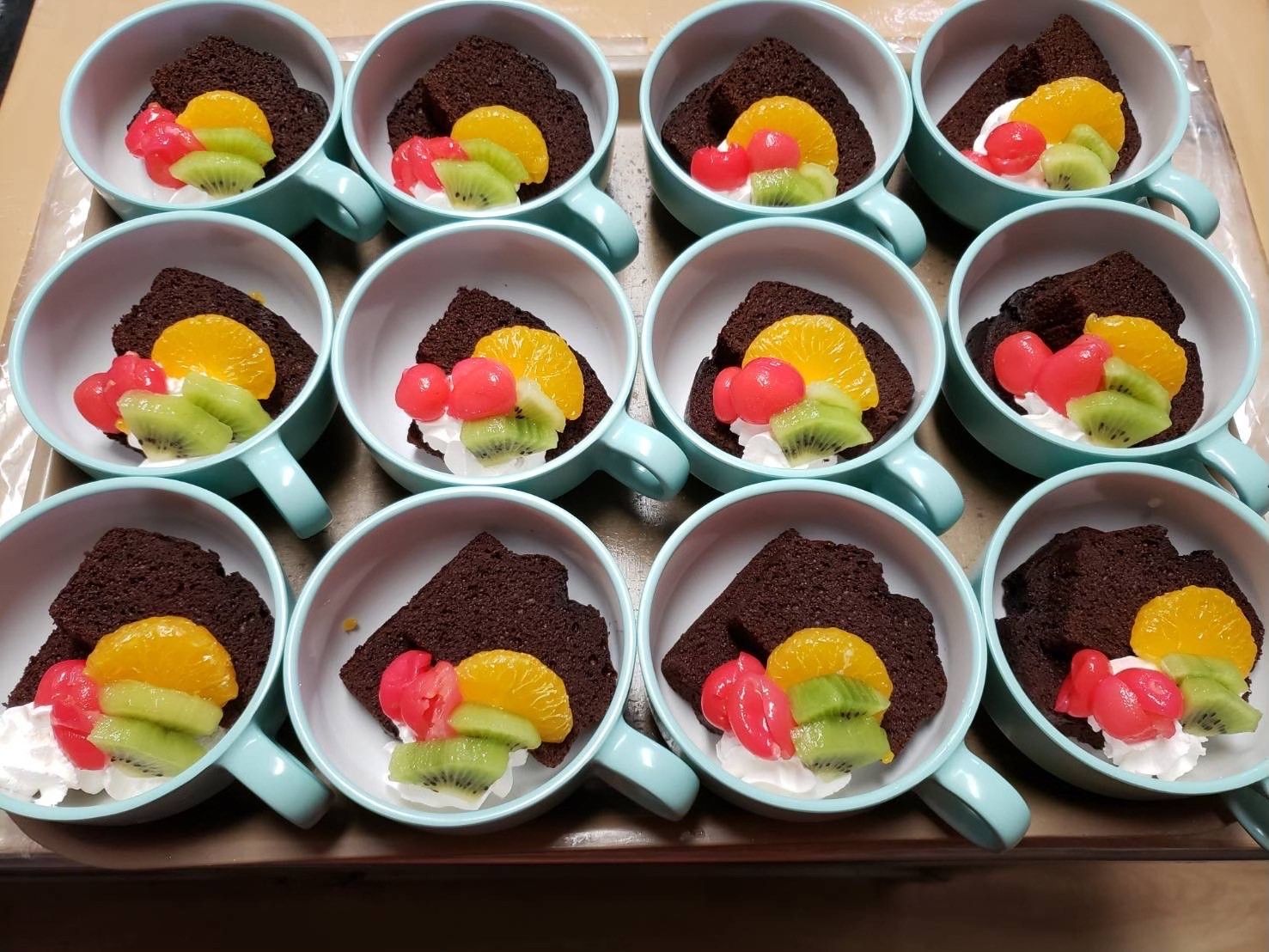 カラフルなフルーツケーキ