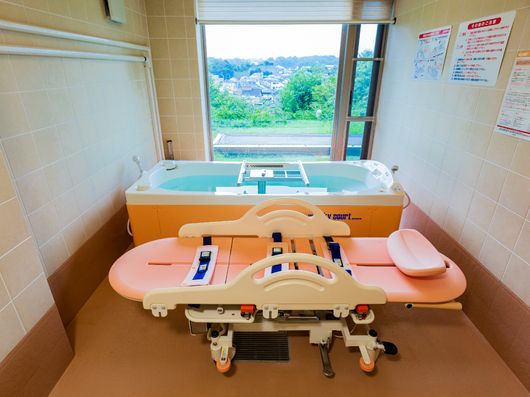 機械浴室（寝浴タイプ）