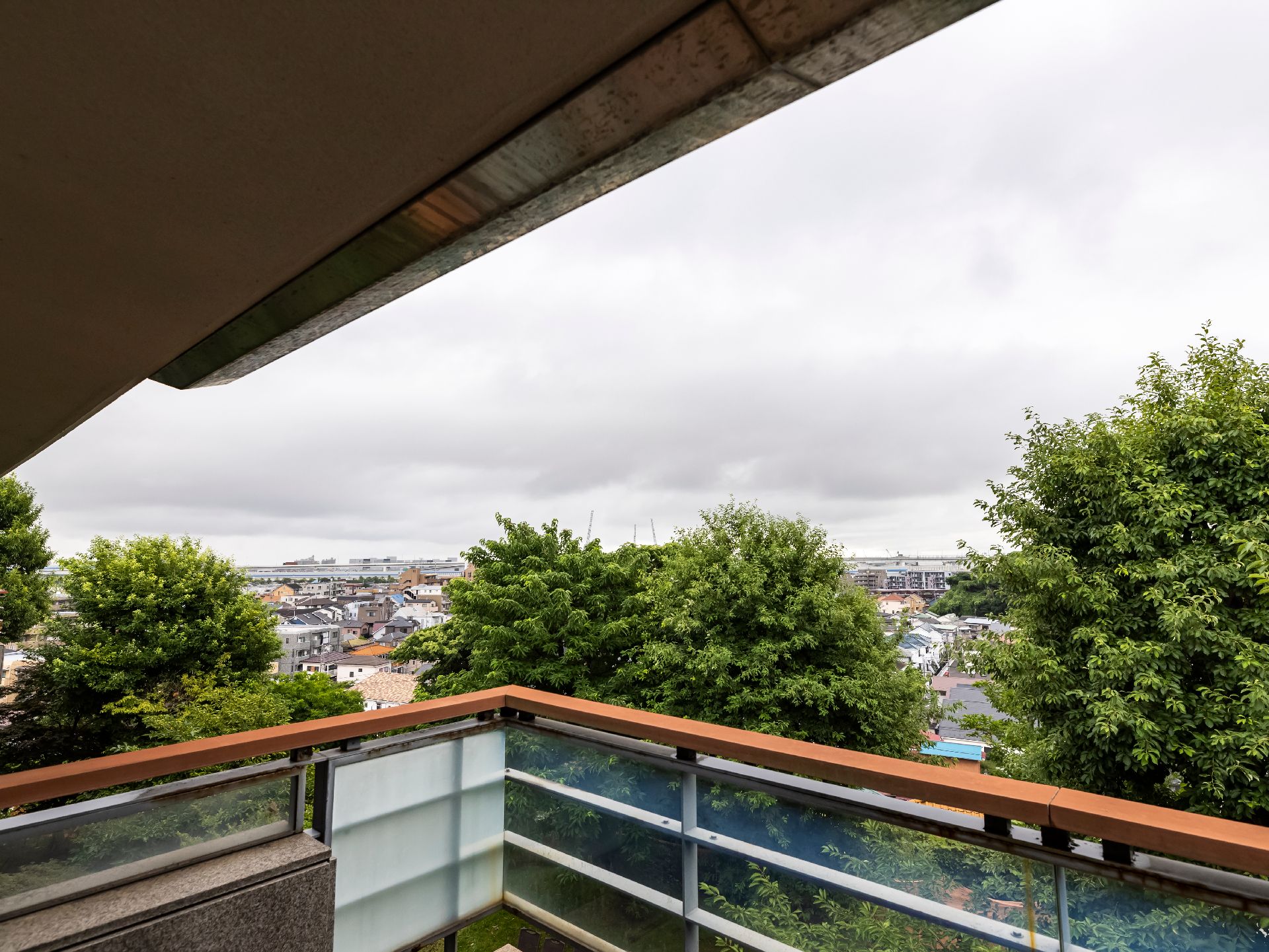 景色の良いベランダ