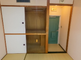和室の内装が見える部屋の内部