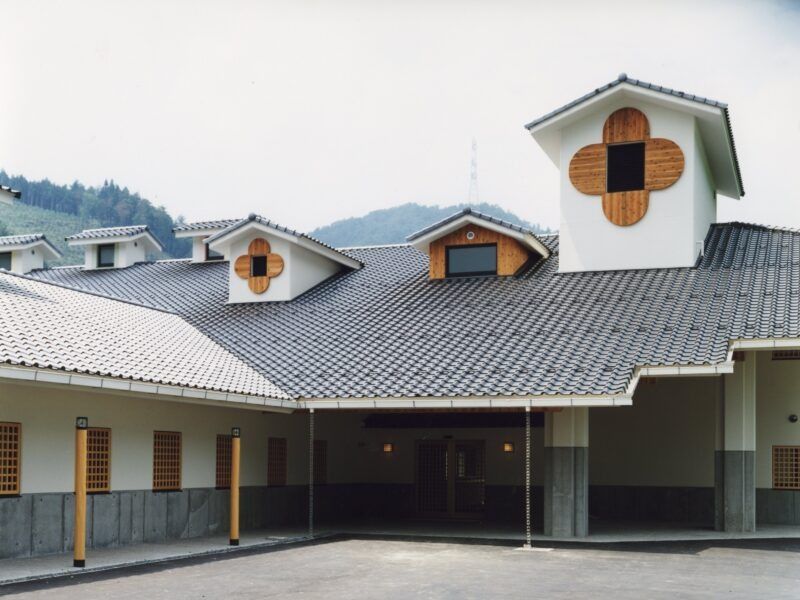 和風の建物の外観