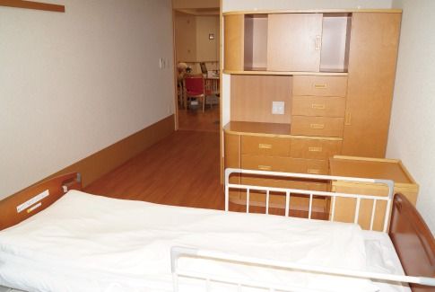 落ち着いた雰囲気の居室