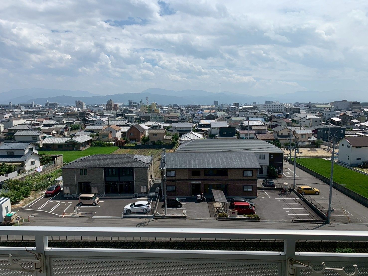 遠くまで見渡せる景色