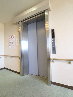 エレベーター