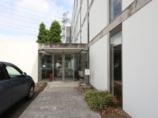 玄関アプローチ