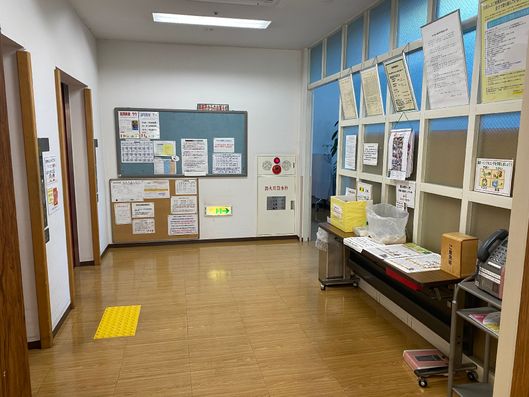 1F　掲示板