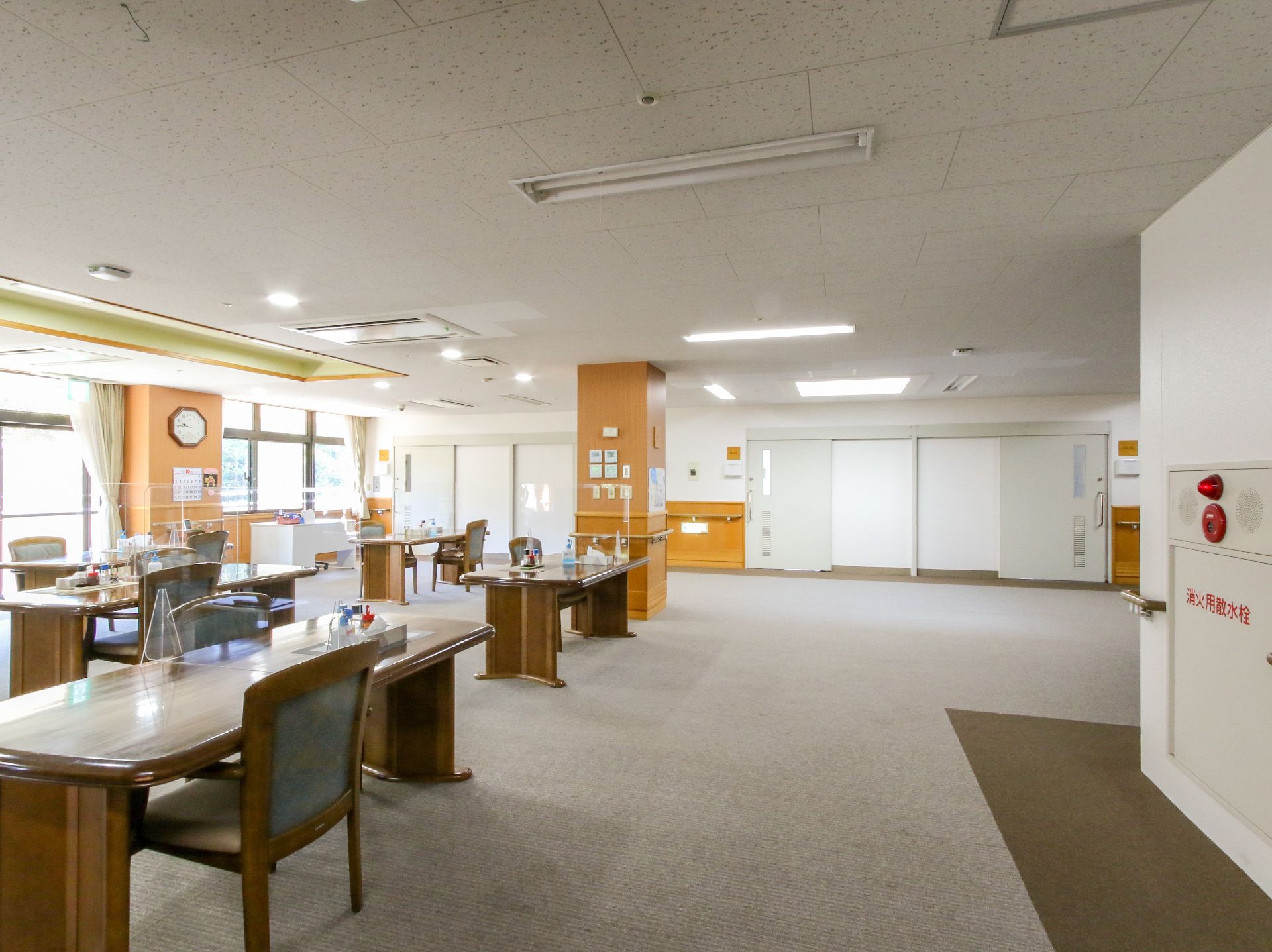 親戚や入居者とコミュニケーションを取れる共有スペース