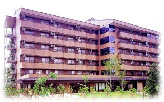 多階層の建物外観