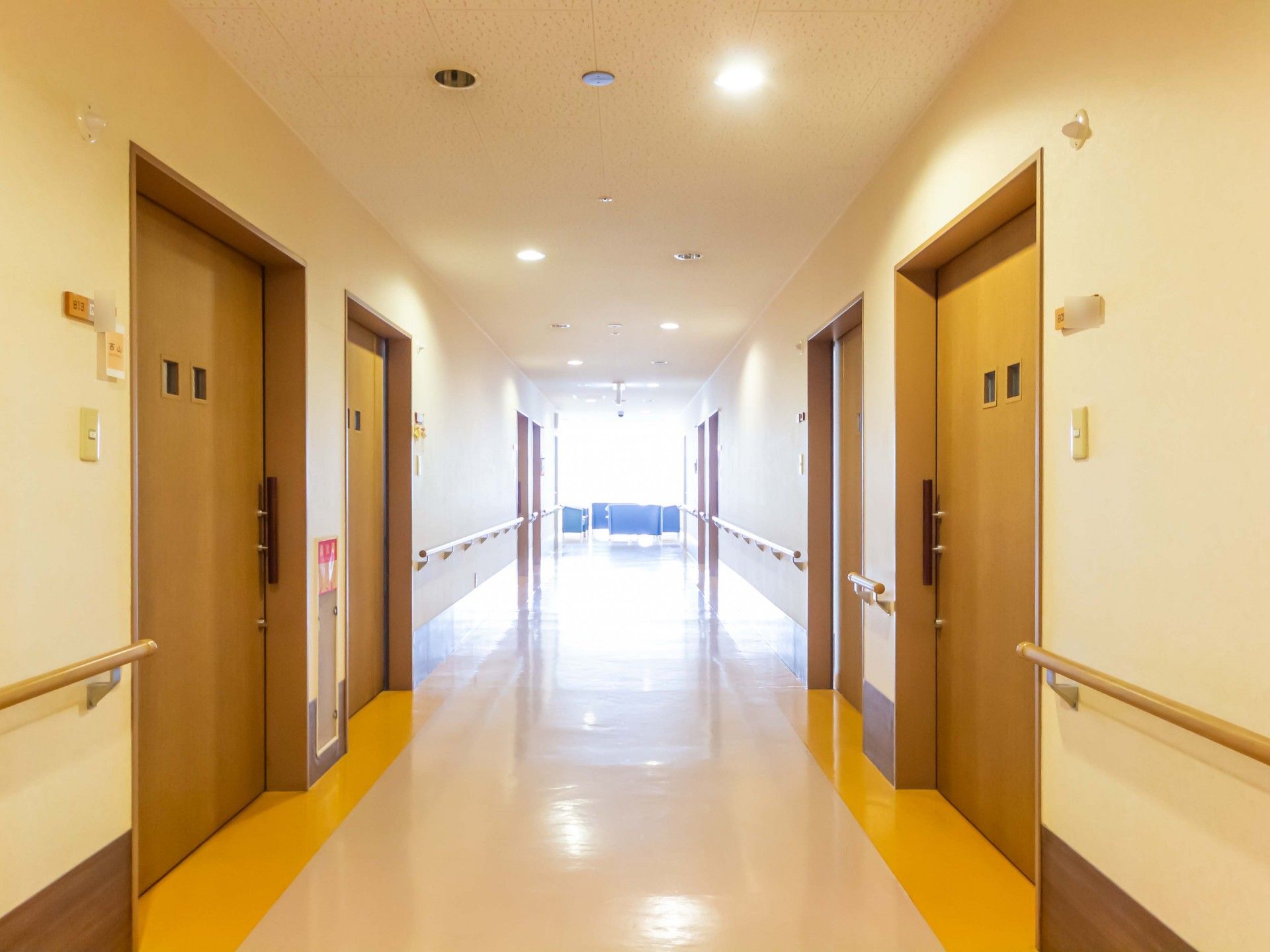 明るい廊下