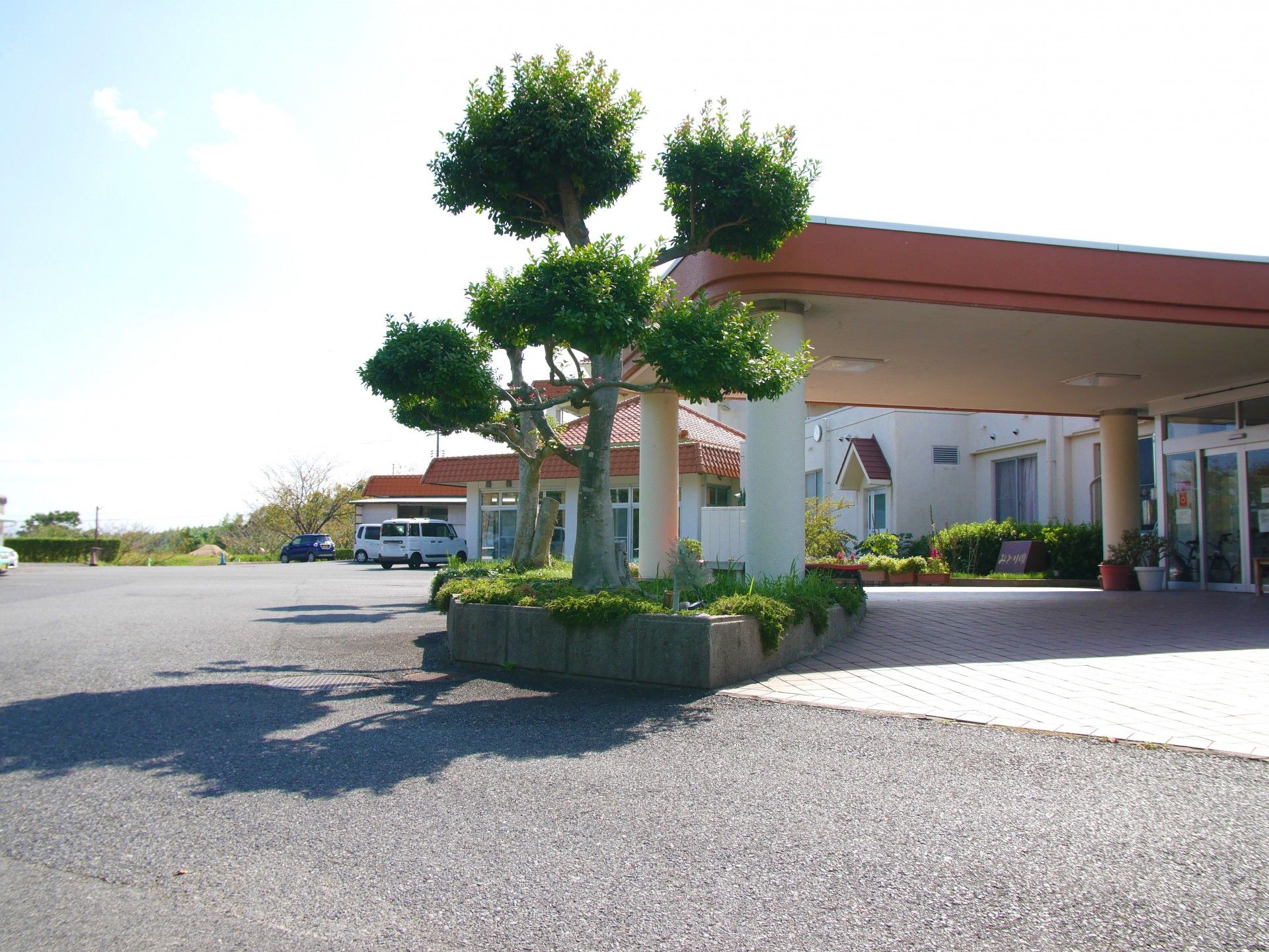 広々としたエントランス風景