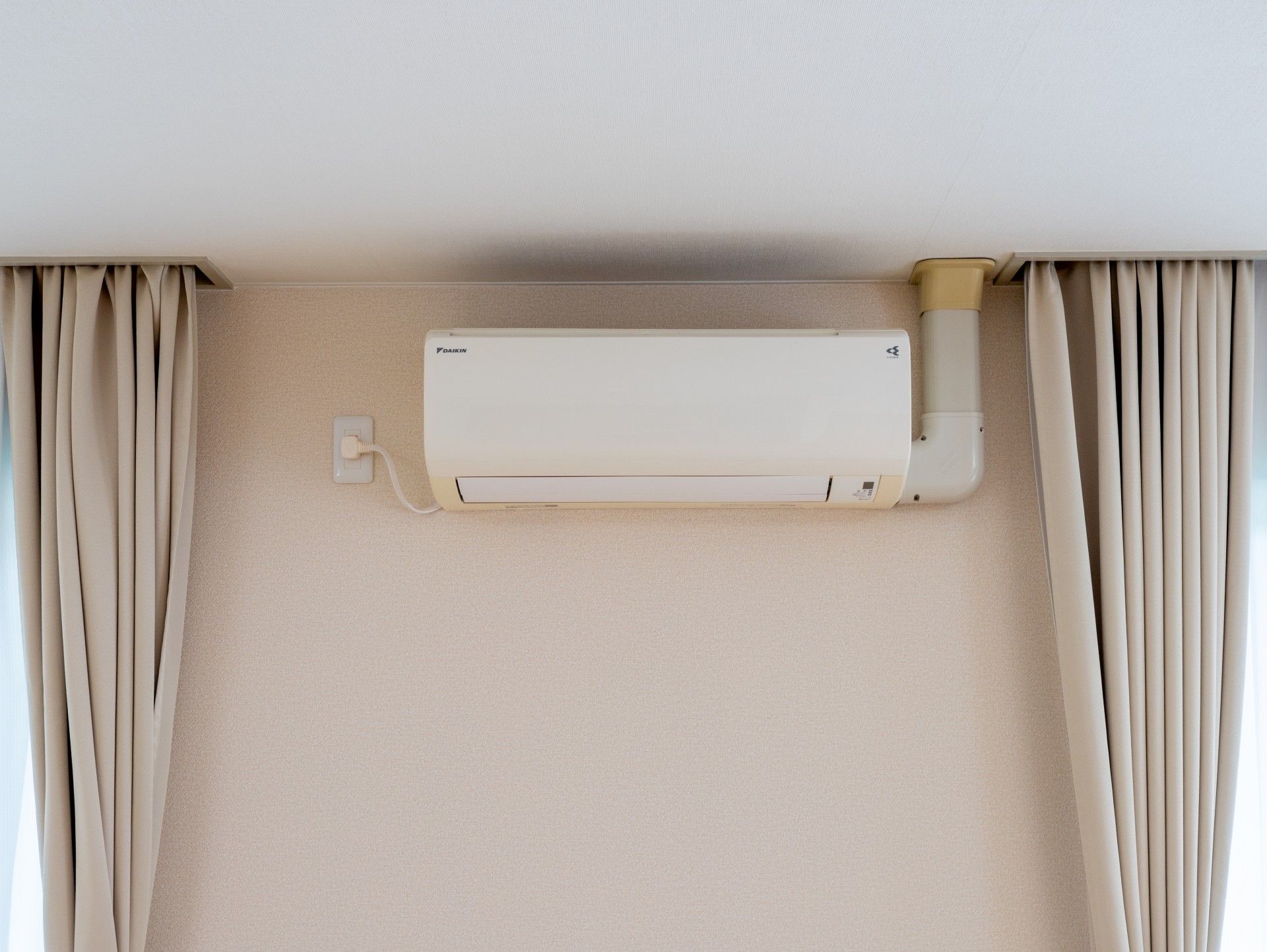 エアコンのある壁