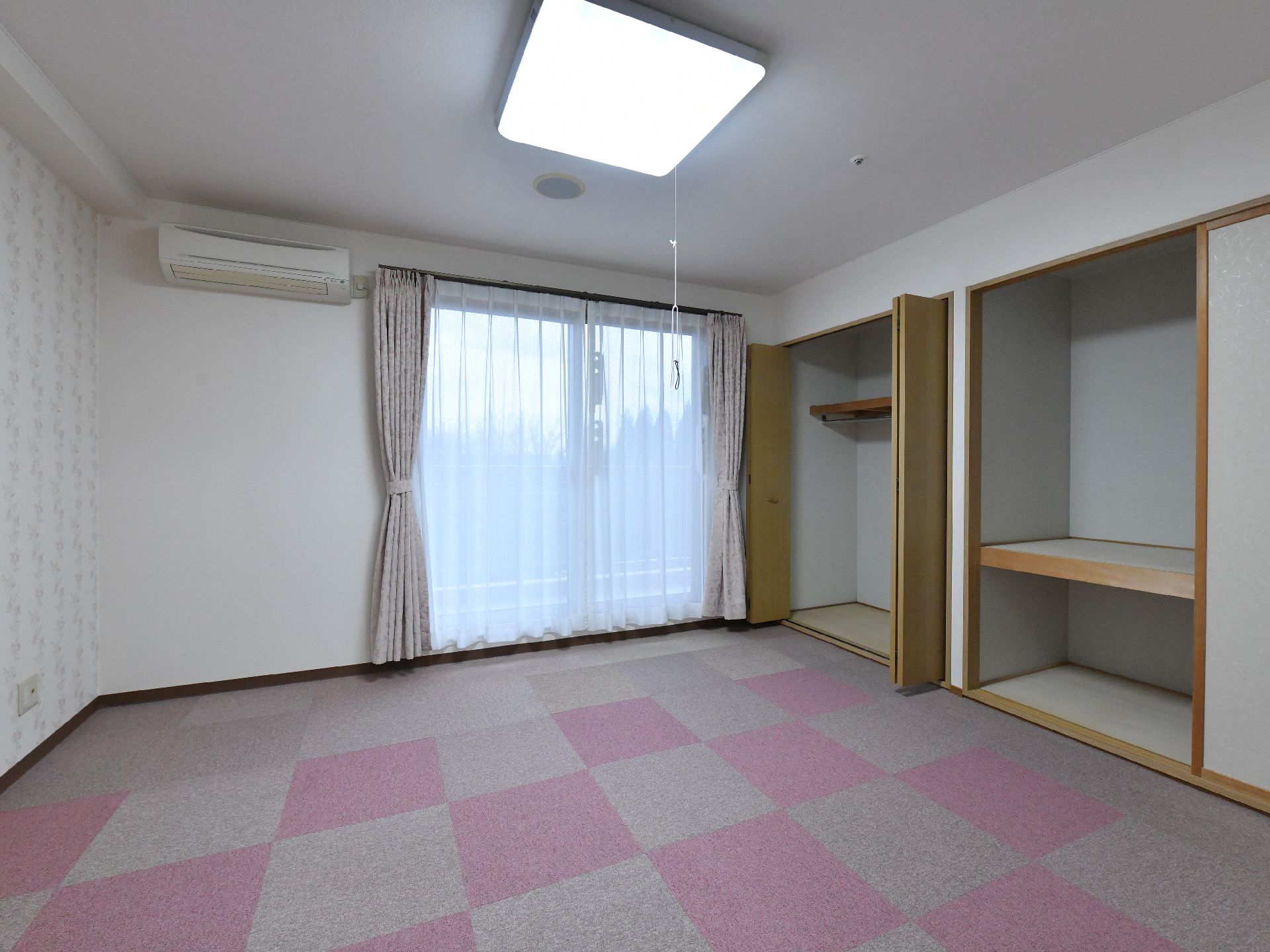 エアコンが設置された居室