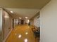 明るい廊下の様子