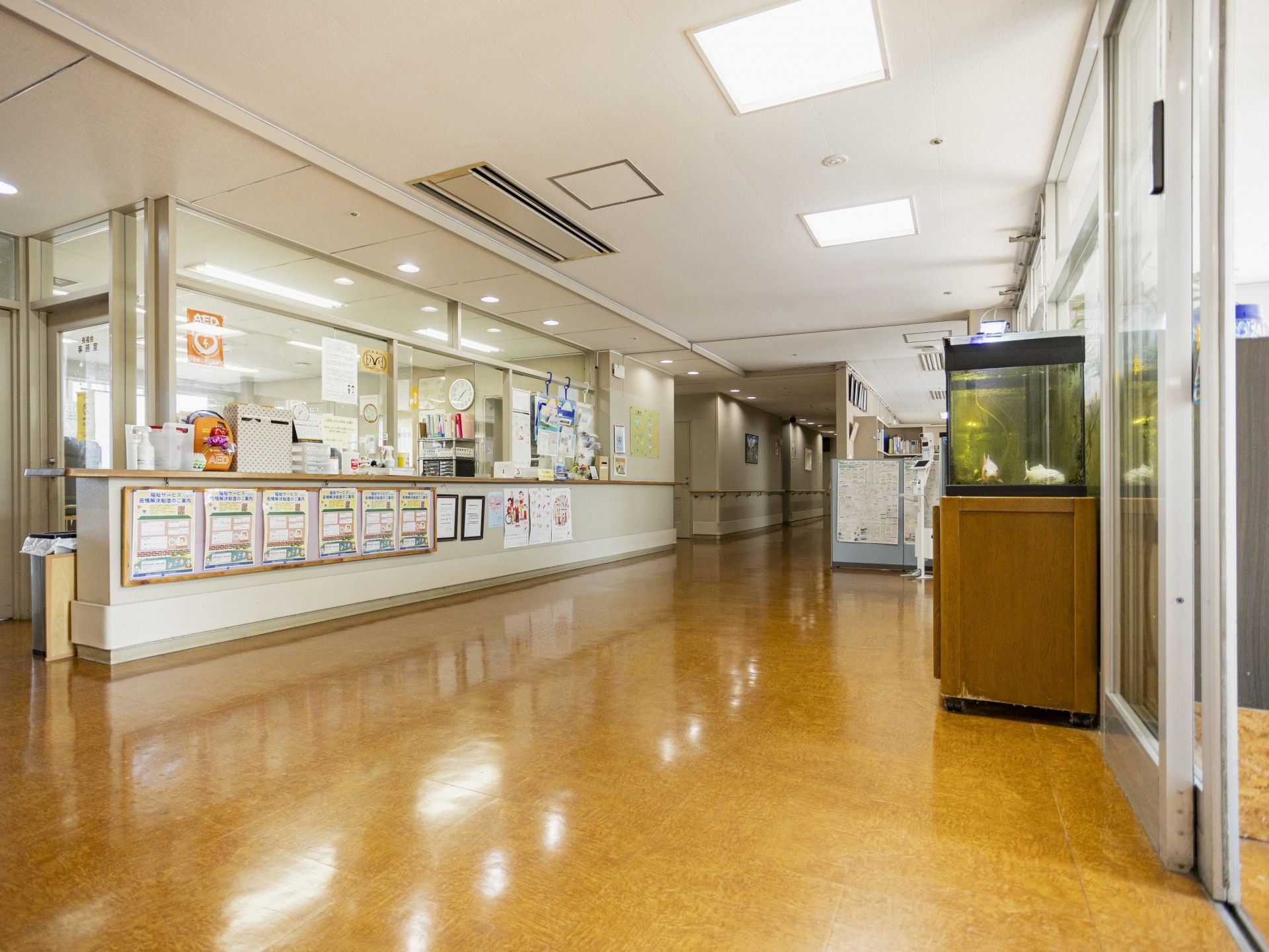 受付と廊下の様子