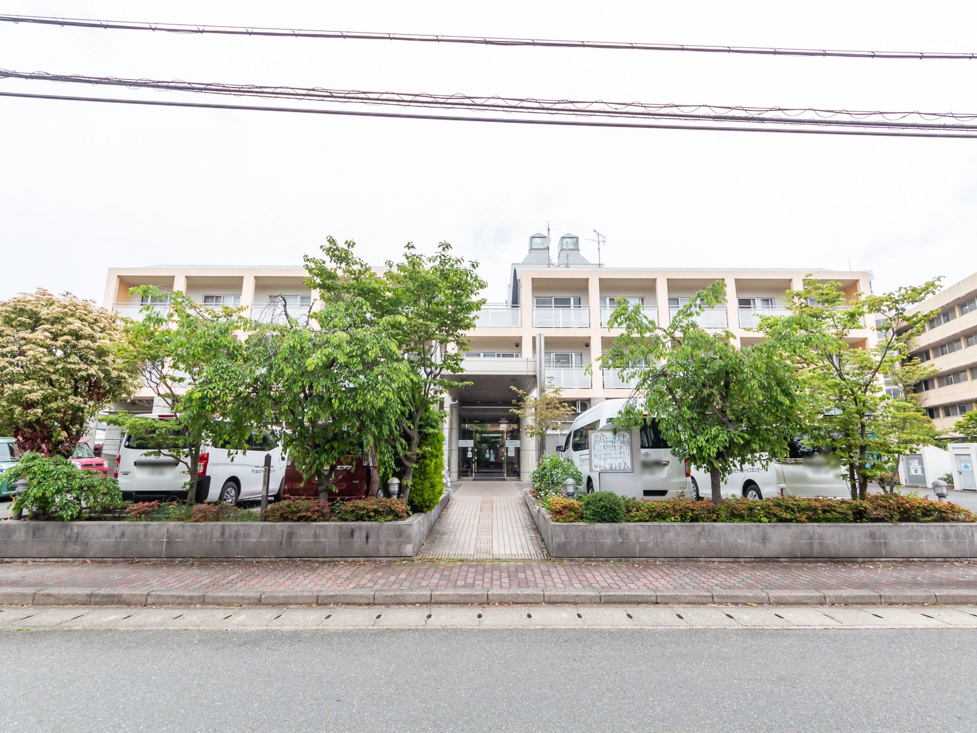 ゆとりある玄関前の施設