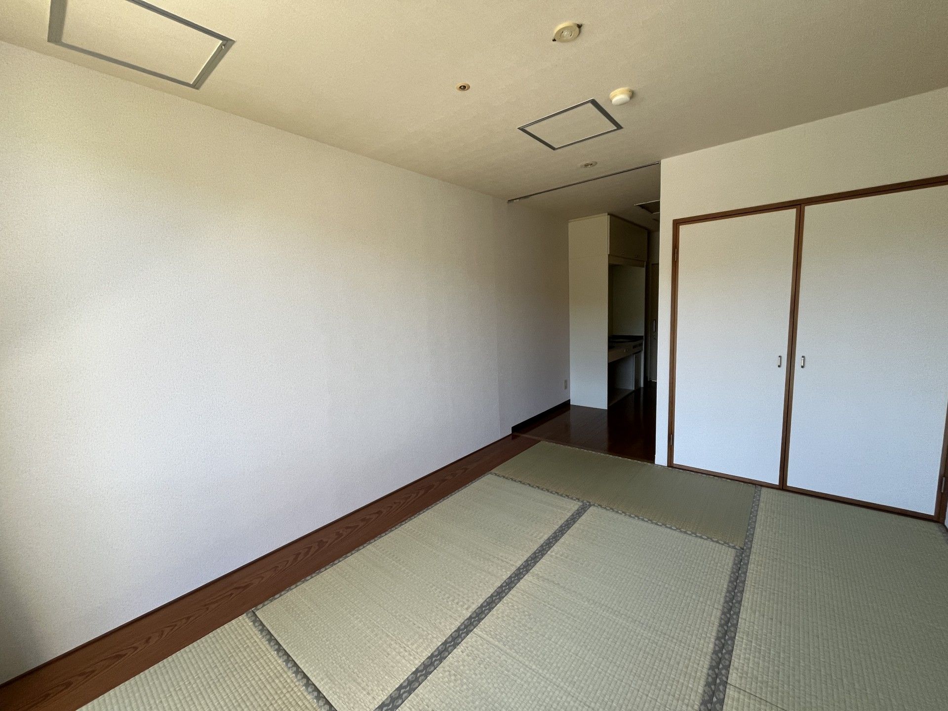 和室の居間空間
