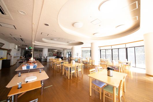 食堂（カフェ次郎食堂）