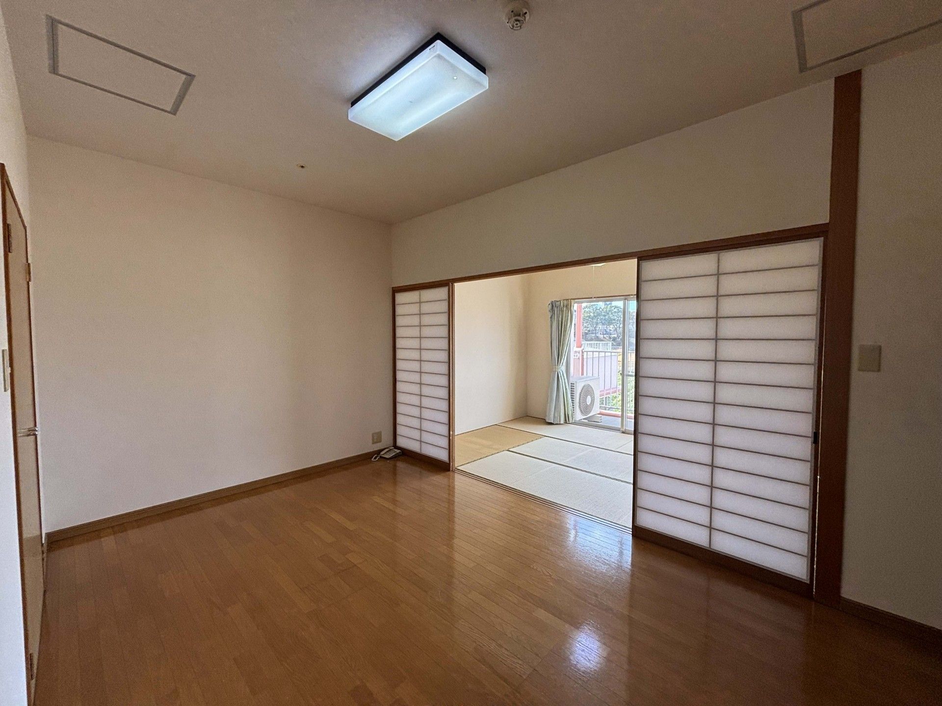 和室と洋室の続き間