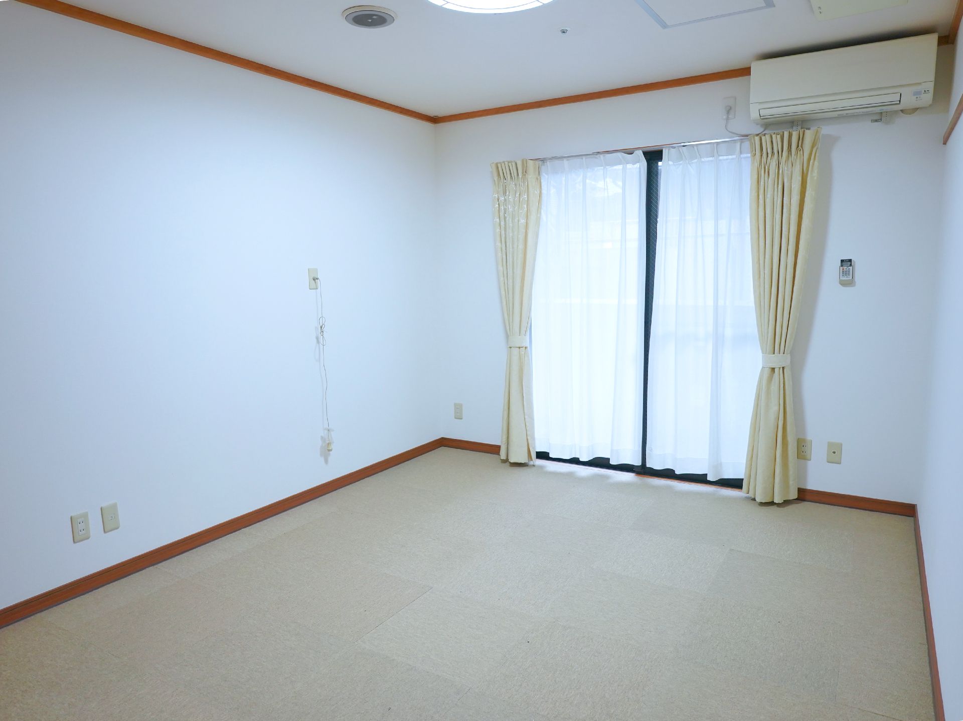 広く、さまざまなコーディネートが可能な居室