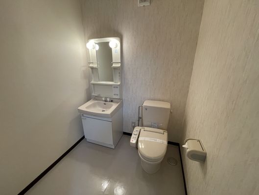 洗面台とトイレ