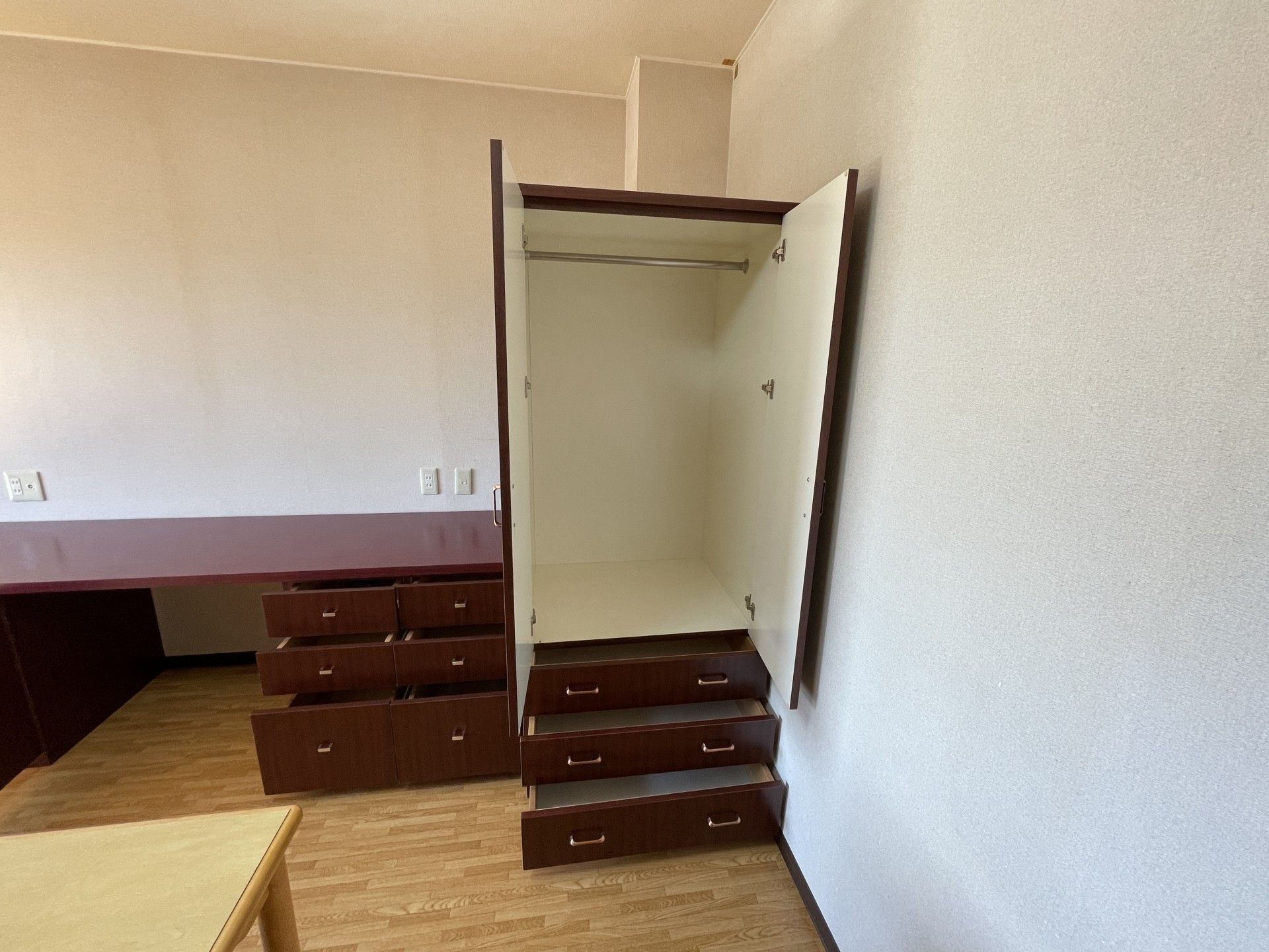 居室の収納家具