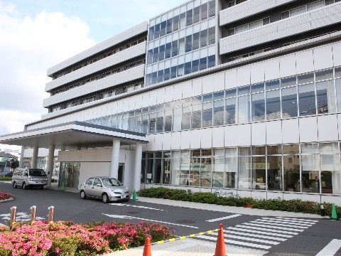 「リアンレーヴ東船橋」の外観。大きな病院も身近にあり、行きやすい場所にある。