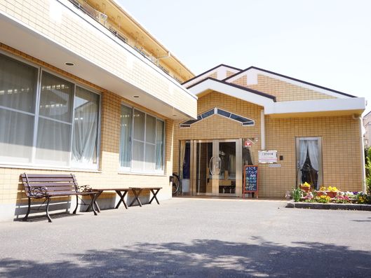 一階建ての建物