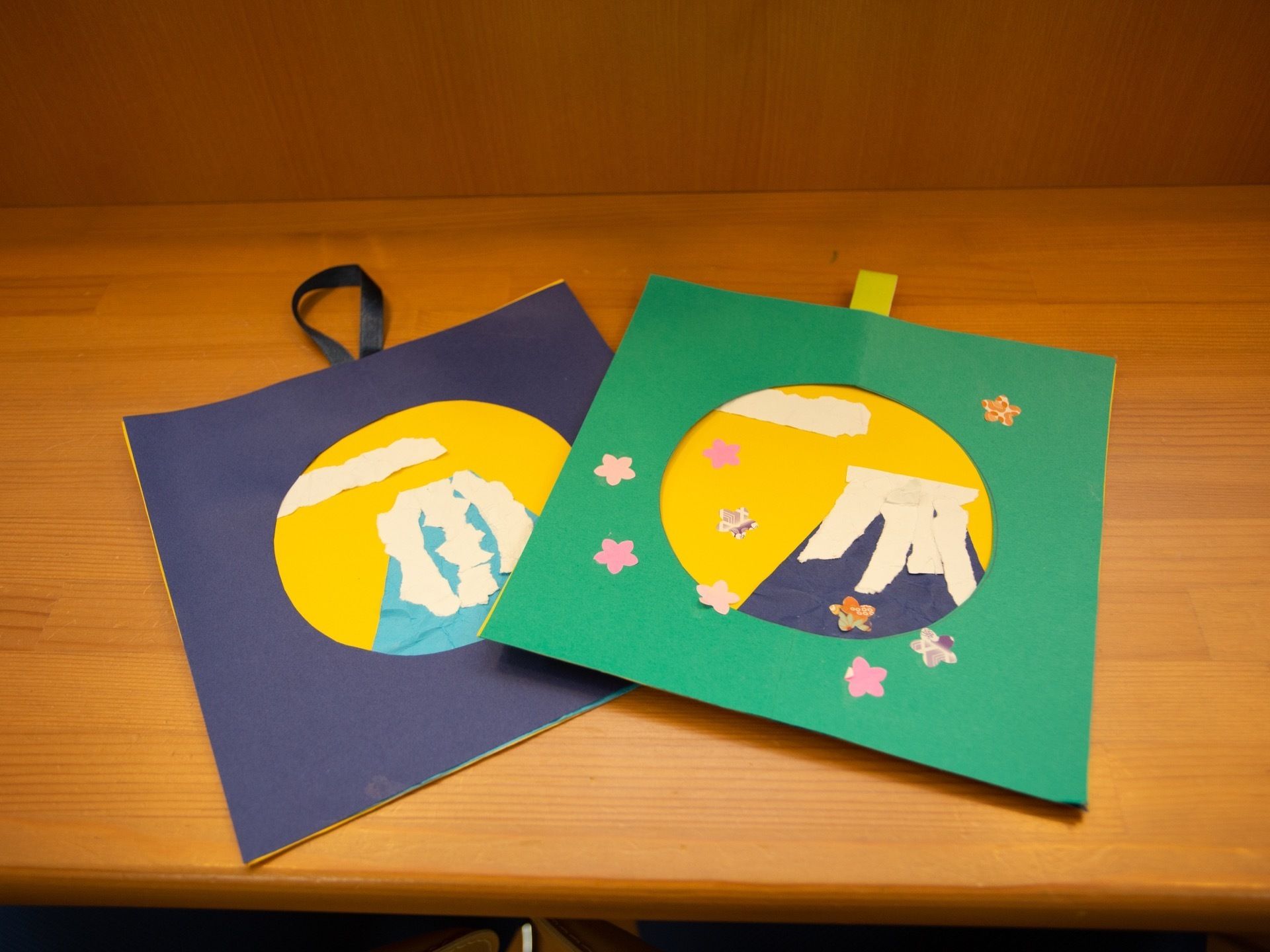 施設ではいろいろなレクリエーションが行われている。富士山をモチーフにした貼り絵などで、楽しむことができる。