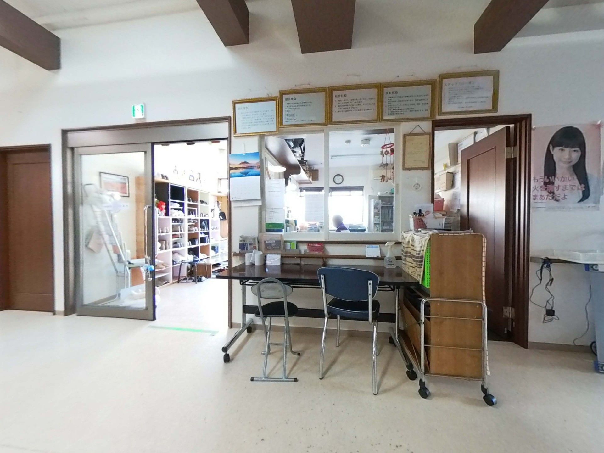 受付カウンター