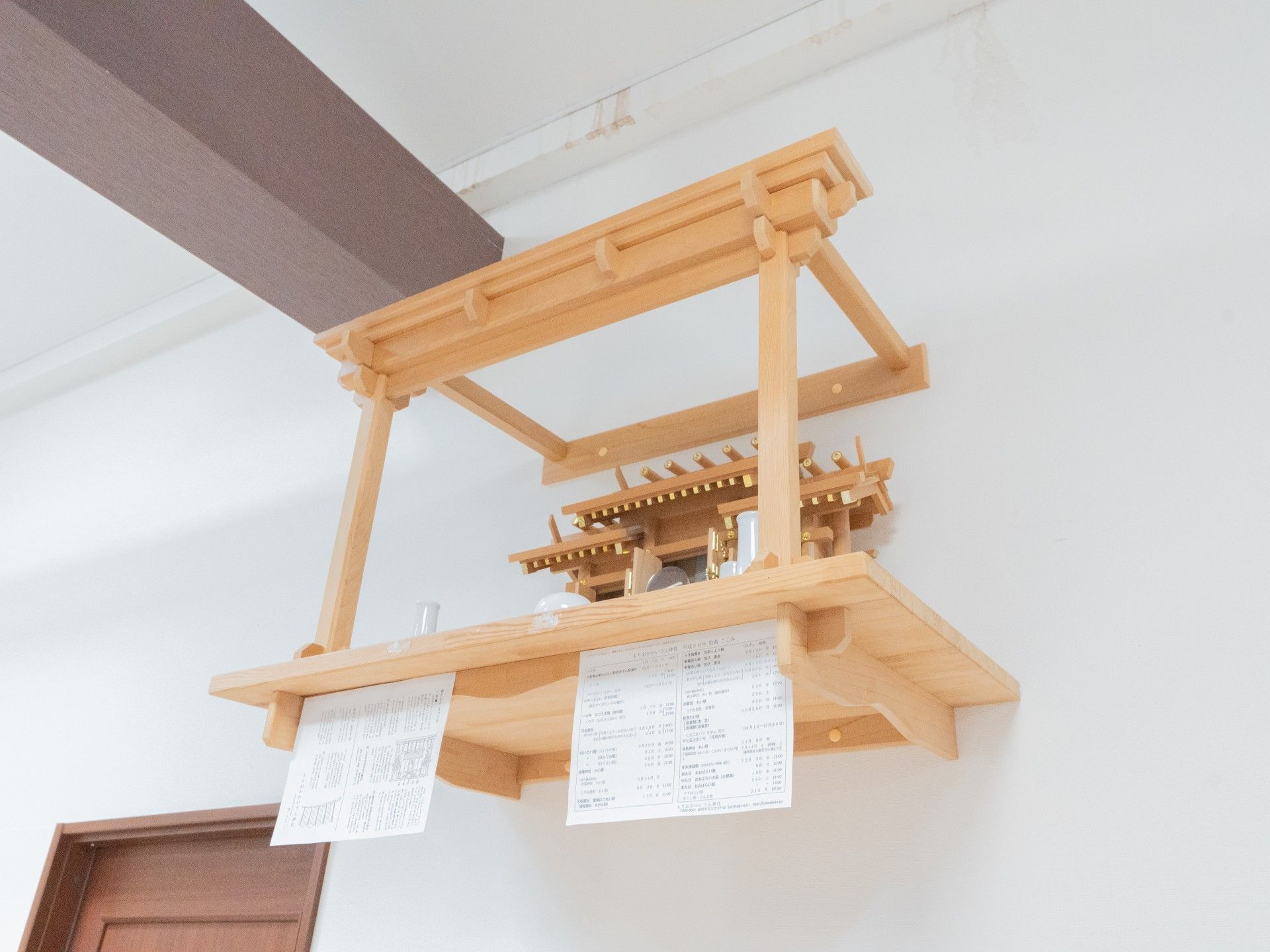 木製の神棚