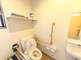 介護施設の明るいトイレ空間