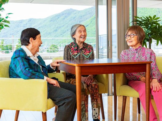 心地よく会話が弾む共用スペース