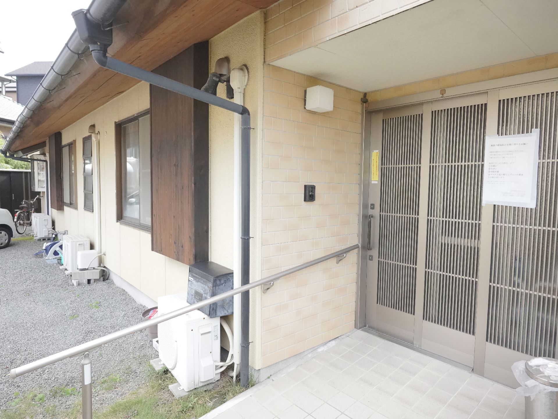 バリアフリー設計が施されている玄関