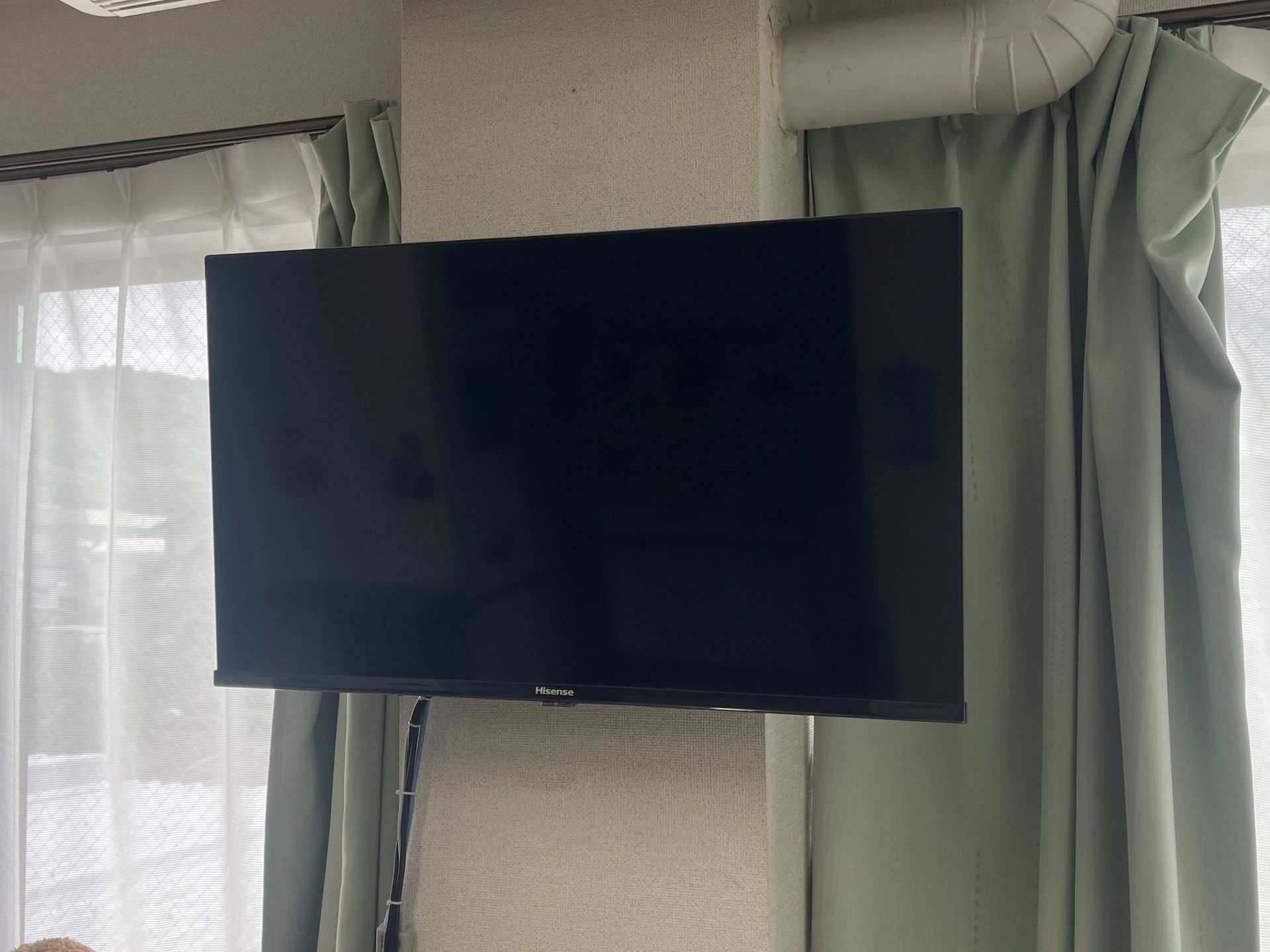 壁掛けテレビのある部屋