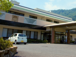 エントランス前の駐車場