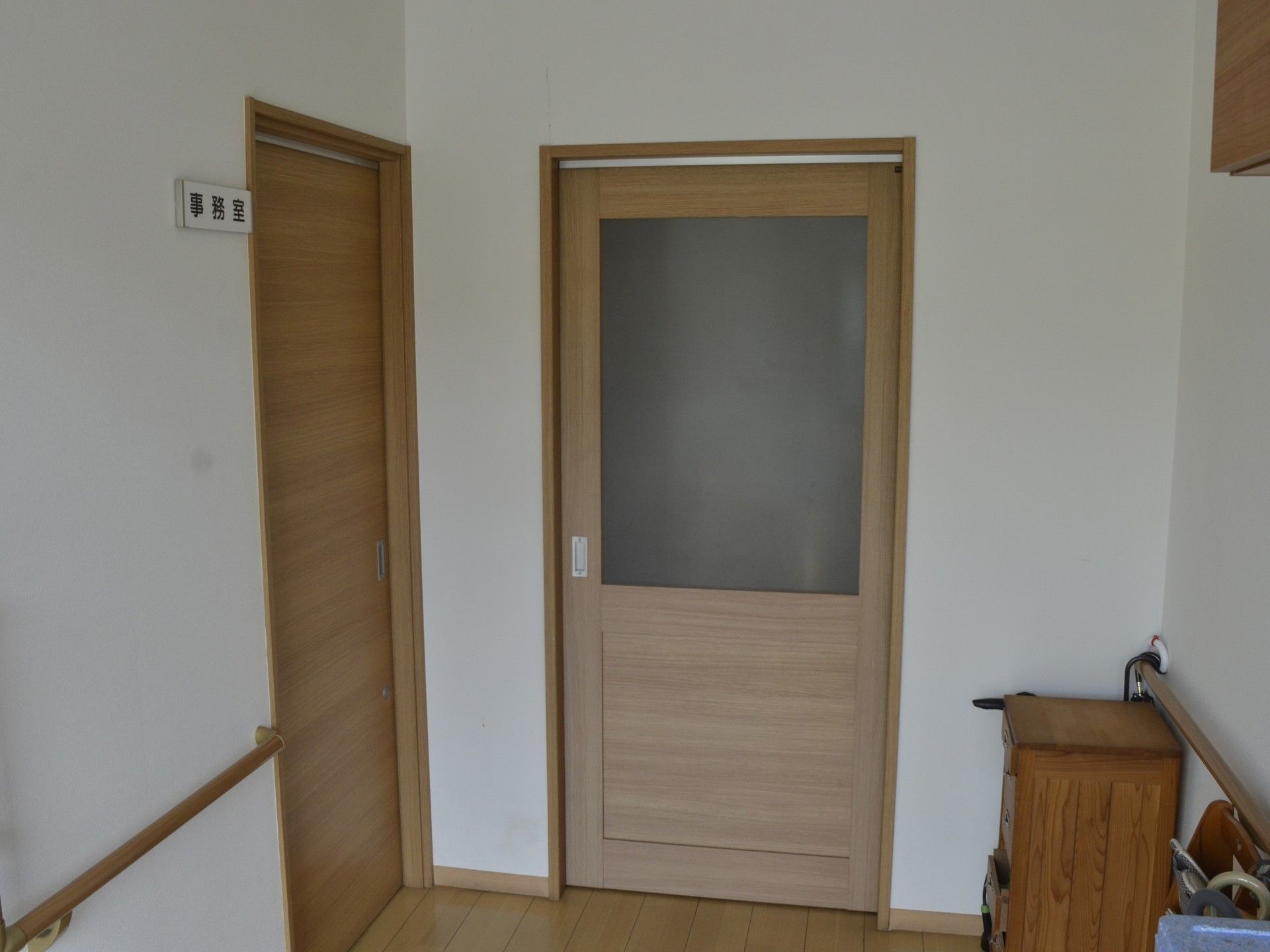 事務室の入口